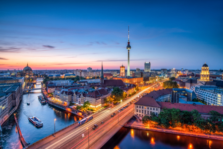 Bild-Nr: 12357382 Skyline von Berlin mit Fernsehturm Erstellt von: eyetronic