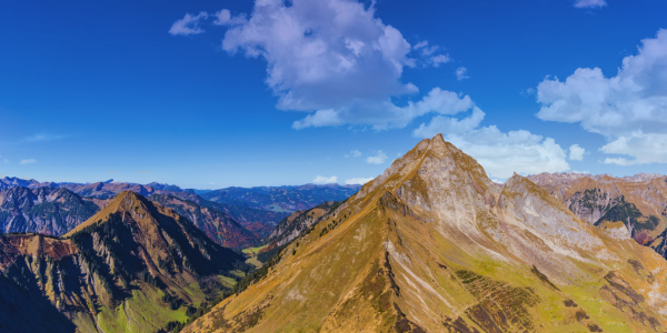 Bild-Nr: 12366338 Kegelkopf und Höfats Erstellt von: Walter G. Allgöwer