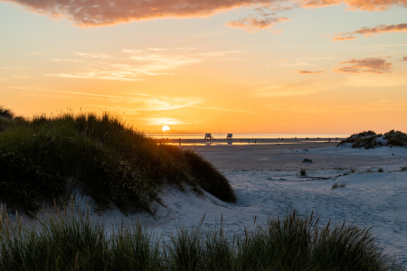 Bild-Nr: 12367750 Sonnenuntergang am Strand von Amrum Erstellt von: Dennis-K