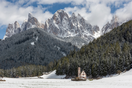 Bild-Nr: 12377909 Winter im Villnösstal in Südtirol Erstellt von: Michael Valjak