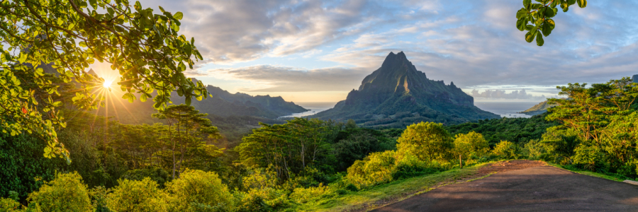 Bild-Nr: 12388236 Belvedere Lookout auf Moorea Erstellt von: eyetronic