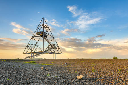 Bild-Nr: 12390285 Tetraeder Bottrop im Abendlicht Erstellt von: Michael Valjak