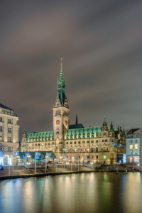 Bild-Nr: 12395201 Hamburger Rathaus bei Nacht Erstellt von: Michael Valjak