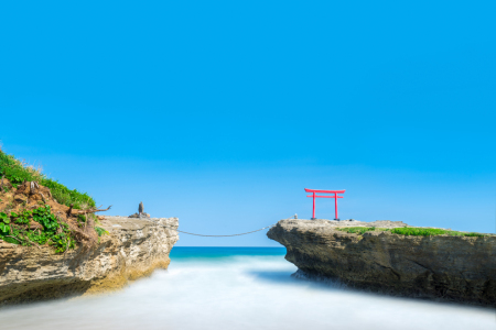 Bild-Nr: 12402469 Rotes Torii am Strand von Shimoda Erstellt von: eyetronic