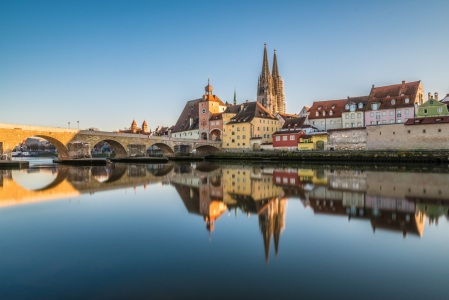 Bild-Nr: 12426949 Regensburg mit steinerne Brücke und Dom Erstellt von: StGrafix