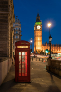 Bild-Nr: 12432696 Rote Telefonzelle und Big Ben in London Erstellt von: eyetronic
