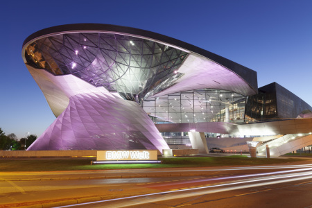 Bild-Nr: 12440486 BMW Welt in München bei Nacht Erstellt von: KundenNr-360966