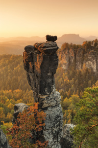 Bild-Nr: 12441440 Wehlnadel bei Sonnenaufgang in der Bastei Erstellt von: KundenNr-360966