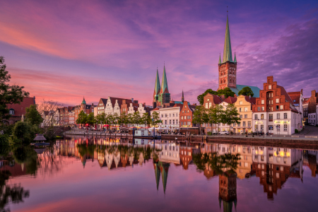 Bild-Nr: 12446894 Sonnenuntergang in Lübeck Erstellt von: Mapics