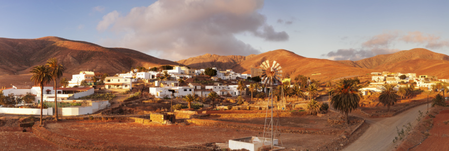 Bild-Nr: 12453880 Dorf bei Sonnenuntergang auf Fuerteventura Erstellt von: KundenNr-360966