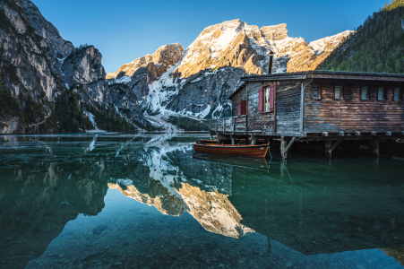 Bild-Nr: 12454388 Sonnenaufgang am Pragser Wildsee Erstellt von: sebileiste