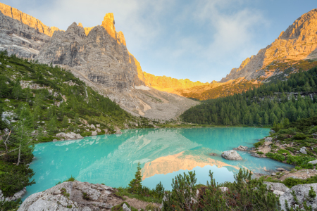Bild-Nr: 12471244 Morgens am Lago di Sorapis in den Dolomiten Erstellt von: Michael Valjak