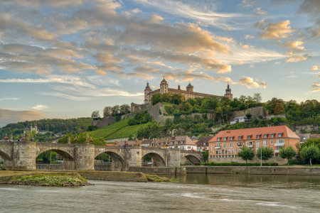 Bild-Nr: 12488576 Abendstimmung in Würzburg  Erstellt von: Michael Valjak