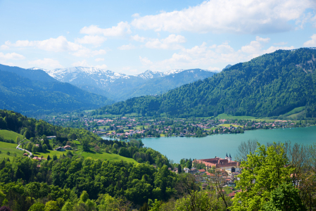 Bild-Nr: 12497130 Schlossblick Tegernsee und Rottach-Egern Bayern Erstellt von: SusaZoom