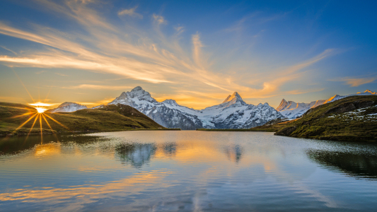 Bild-Nr: 12517198 Bergsee bei Sonnenaufgang Erstellt von: Michael Blankennagel