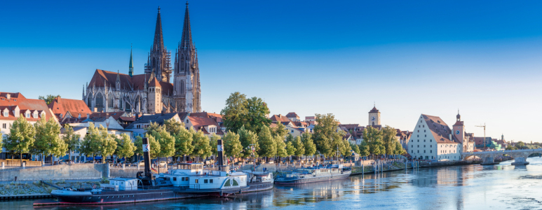 Bild-Nr: 12537228 Regensburg an der Donau Erstellt von: Gregor Handy
