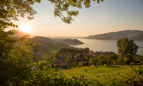 Bild-Nr: 12552467 Abendstimmung Krattigen am Thunersee Erstellt von: SusaZoom