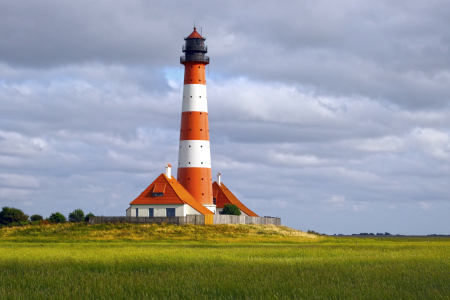 Bild-Nr: 12564365 Leuchtturm Erstellt von: Gerhard Albicker