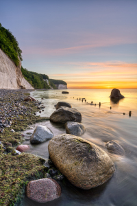 Bild-Nr: 12599038 Sonnenaufgang an der Kreideküste auf Rügen Erstellt von: Michael Valjak