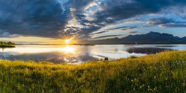 Bild-Nr: 12601601 Sonnenaufgang am Forggensee Erstellt von: Walter G. Allgöwer