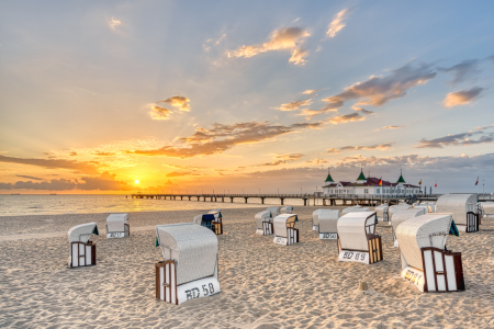 Bild-Nr: 12606178 Seebrücke Ahlbeck auf Usedom Erstellt von: Michael Valjak