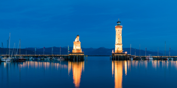 Bild-Nr: 12614957 Hafen von Lindau am Bodensee bei Nacht  Erstellt von: dieterich