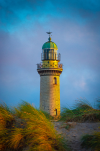 Bild-Nr: 12623239 Leuchtturm in Warnemünde Erstellt von: Martin Wasilewski