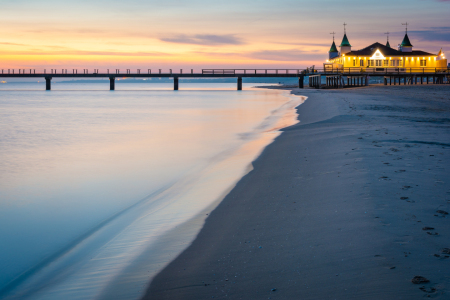 Bild-Nr: 12645577 Seebrücke in Ahlbeck auf Insel Usedom Erstellt von: Martin Wasilewski