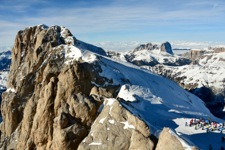 Bild-Nr: 12687532 Start zur Skiabfahrt von der Marmolada Erstellt von: Bettina Schnittert