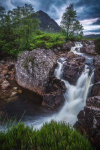 Bild-Nr: 12693098 Glen Etive Mor Wasserfall im Hochland Schottlands Erstellt von: Jean Claude Castor