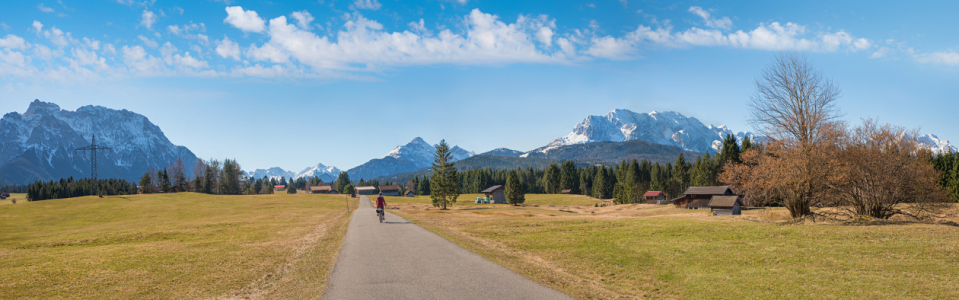 Bild-Nr: 12701479 Radweg nach Mittenwald Erstellt von: SusaZoom