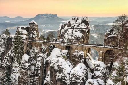 Bild-Nr: 12706087 Basteibrücke Sächsische Schweiz im Winter Erstellt von: Michael Valjak