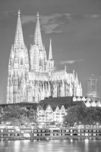 Bild-Nr: 12712030 Kölner Dom und Museum Ludwig in Köln - Monochrom Erstellt von: dieterich