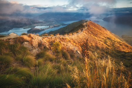 Bild-Nr: 12713588 Roys Peak bei Sonnenaufgang Erstellt von: Jean Claude Castor