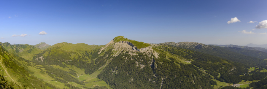 Bild-Nr: 12720186 Kleinwalsertal und Hoher Ifen Erstellt von: Walter G. Allgöwer