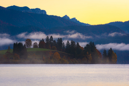 Bild-Nr: 12720345 Walchensee mit Halbinsel Zwergern am Morgen Erstellt von: Martin Martin Wasilewski