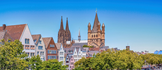 Bild-Nr: 12725803 Kölner  Dom mit Altstadt Erstellt von: XYRIUS