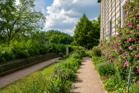 Bild-Nr: 12735329 Garten an Goethes Gartenhaus in Weimar Erstellt von: Sandra Höfer