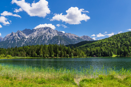 Bild-Nr: 12739613 Blick über den Lautersee auf das Karwendelgebirge  Erstellt von: Rico Ködder