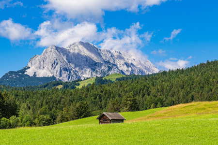 Bild-Nr: 12739614 Heuhütte in den Buckelwiesen bei Mittenwald Erstellt von: Rico Ködder