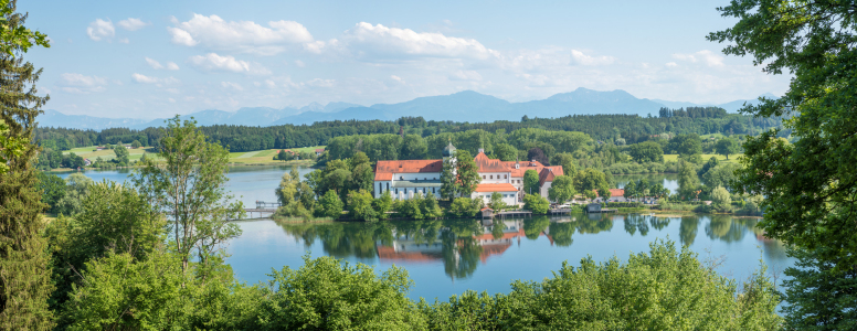 Bild-Nr: 12741972 Seeoner See und Klosterinsel Erstellt von: SusaZoom