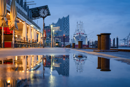 Bild-Nr: 12747218 Hamburger Hafen mit Elbphilharmonie Erstellt von: eyetronic