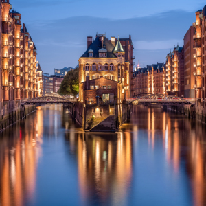 Bild-Nr: 12747596 Wasserschloss in Hamburg Erstellt von: eyetronic