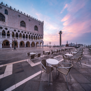 Bild-Nr: 12749154 Sonnenaufgang am Markusplatz in Venedig Erstellt von: eyetronic