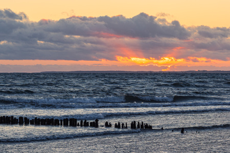 Bild-Nr: 12753051 Ostseeküste im Sonnenuntergang auf der Insel Mön  Erstellt von: Rico Ködder
