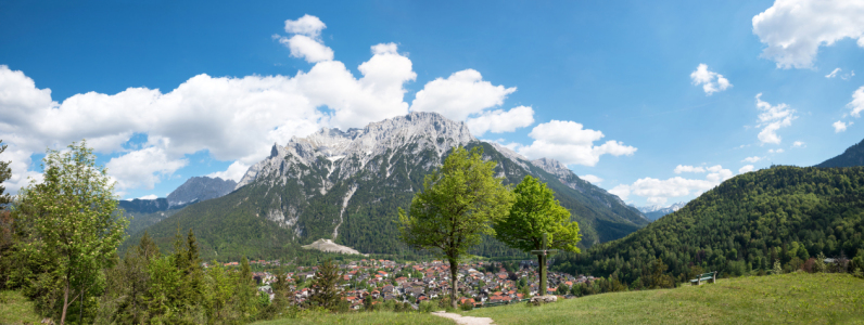 Bild-Nr: 12756788 Aussichtshügel Mittenwald mit Karwendelblick Erstellt von: SusaZoom