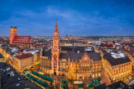 Bild-Nr: 12757835 Marienplatz in München bei Nacht Erstellt von: Mapics
