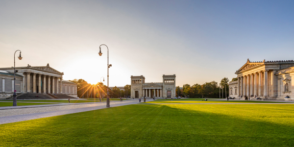 Bild-Nr: 12769510 Königsplatz in München bei Sonnenuntergang Erstellt von: dieterich