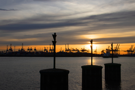 Bild-Nr: 12770317 Hafen Hamburg Erstellt von: Daniela Galés