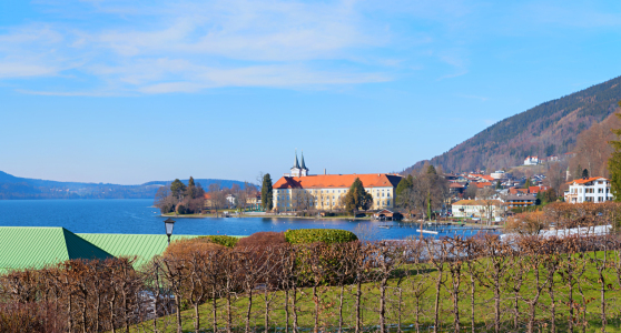 Bild-Nr: 12785275 Herbst am Schloss Tegernsee Erstellt von: SusaZoom